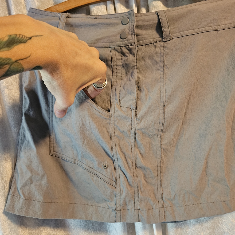 Merrell NWT gray Miniskirt 4 - Picture 2 of 8